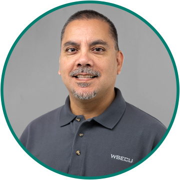 Miguel Flores