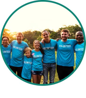 Volunteers arm in arm
